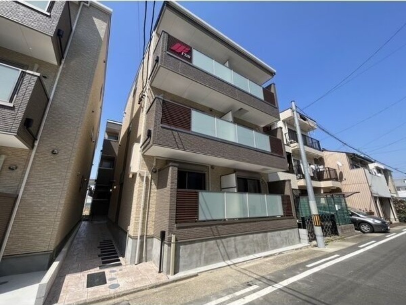 13667102/建物外観